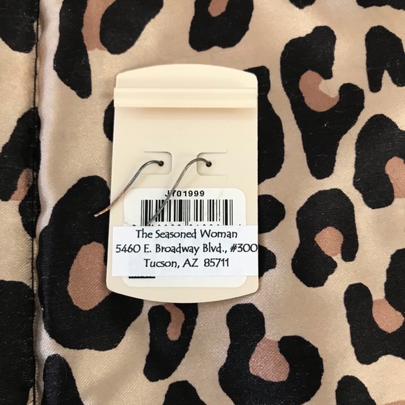 Beautiful Earrings! - Picture 3 of 3